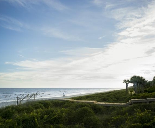 boardwalk-to-beach