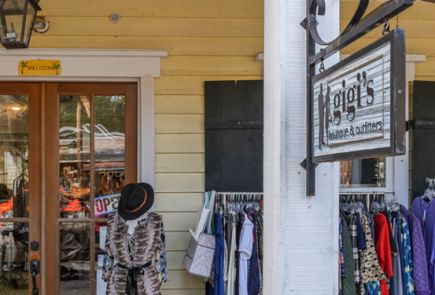 Outside exterior of Gigi's shop