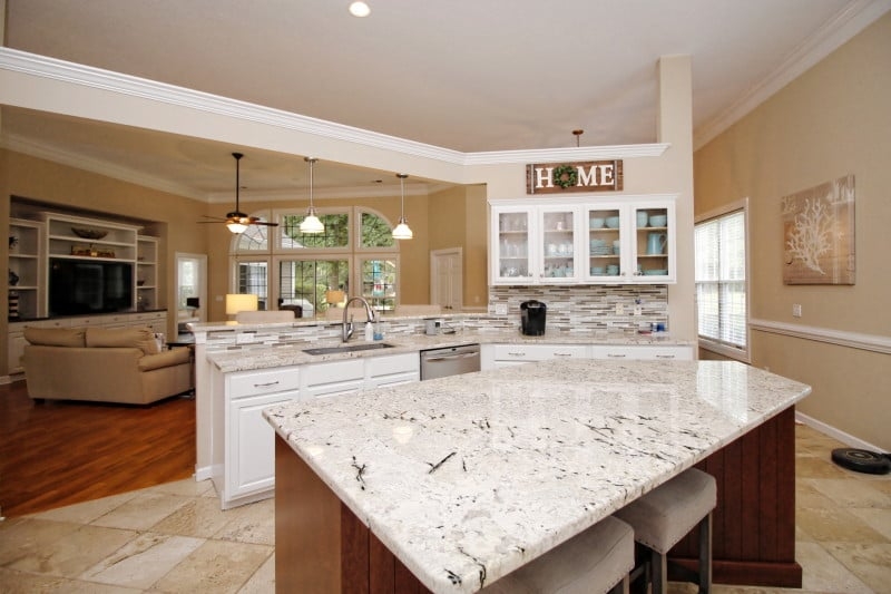 Royal Bay Circle kitchen interior