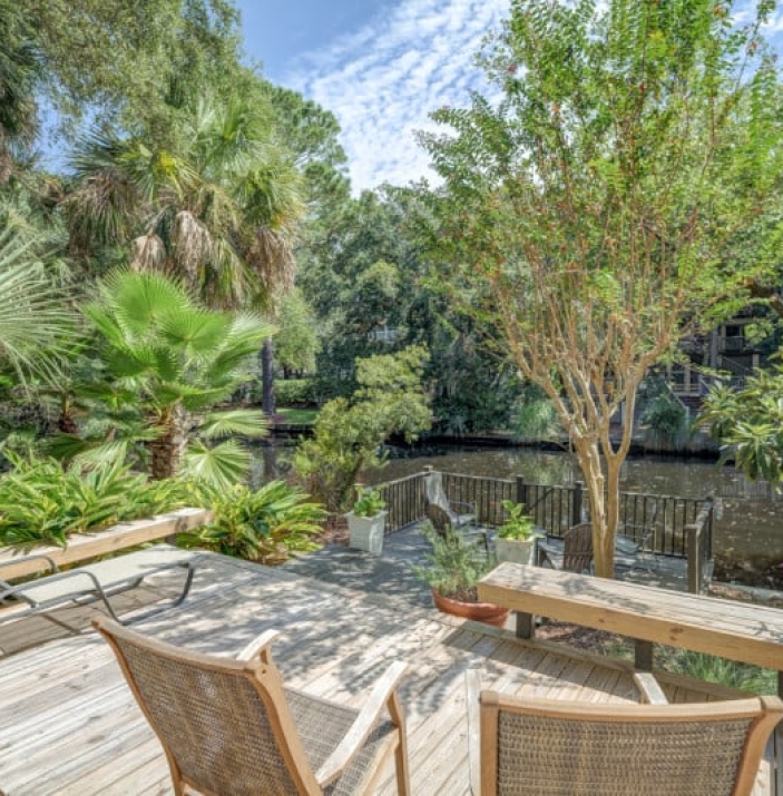 15% Off 3+ Nights This Spring - Mooring Buoy 187 Exterior